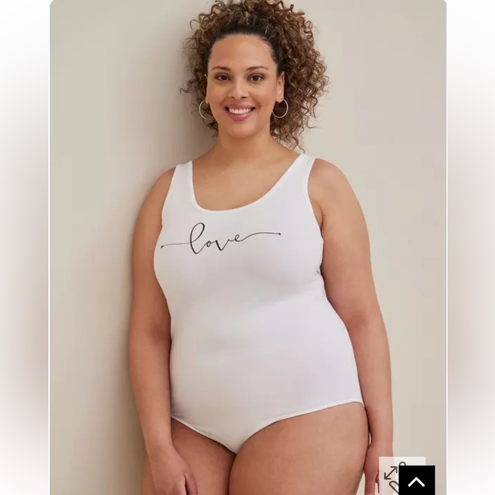 Torrid | 2X | Women’s Graphic Foxy Crew Neck Bodysuit - Love White